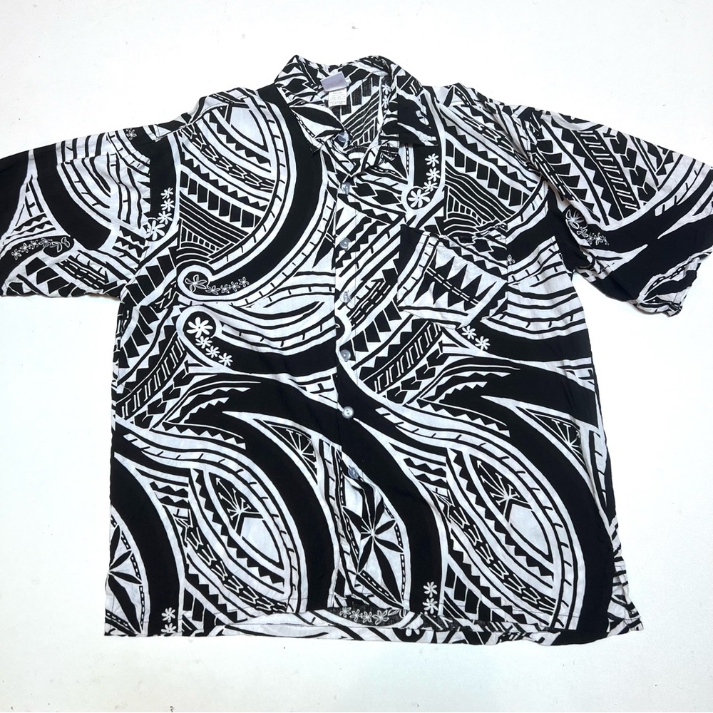 Hula Bay 2XL Hawaiian Shirt 100% Rayon White Black Geometric Print